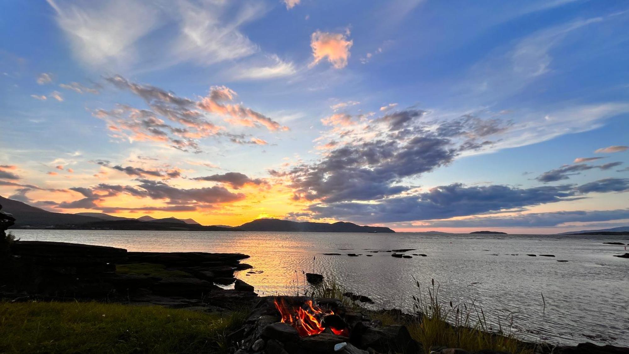 Carnmhor, Isle Of Skye - Stunning 242 Year Old Cottage On Its Own Sea Shore! Breakish Eksteriør bilde