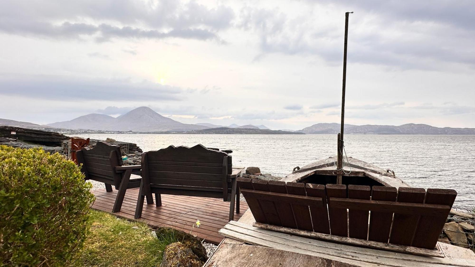 Carnmhor, Isle Of Skye - Stunning 242 Year Old Cottage On Its Own Sea Shore! Breakish Eksteriør bilde