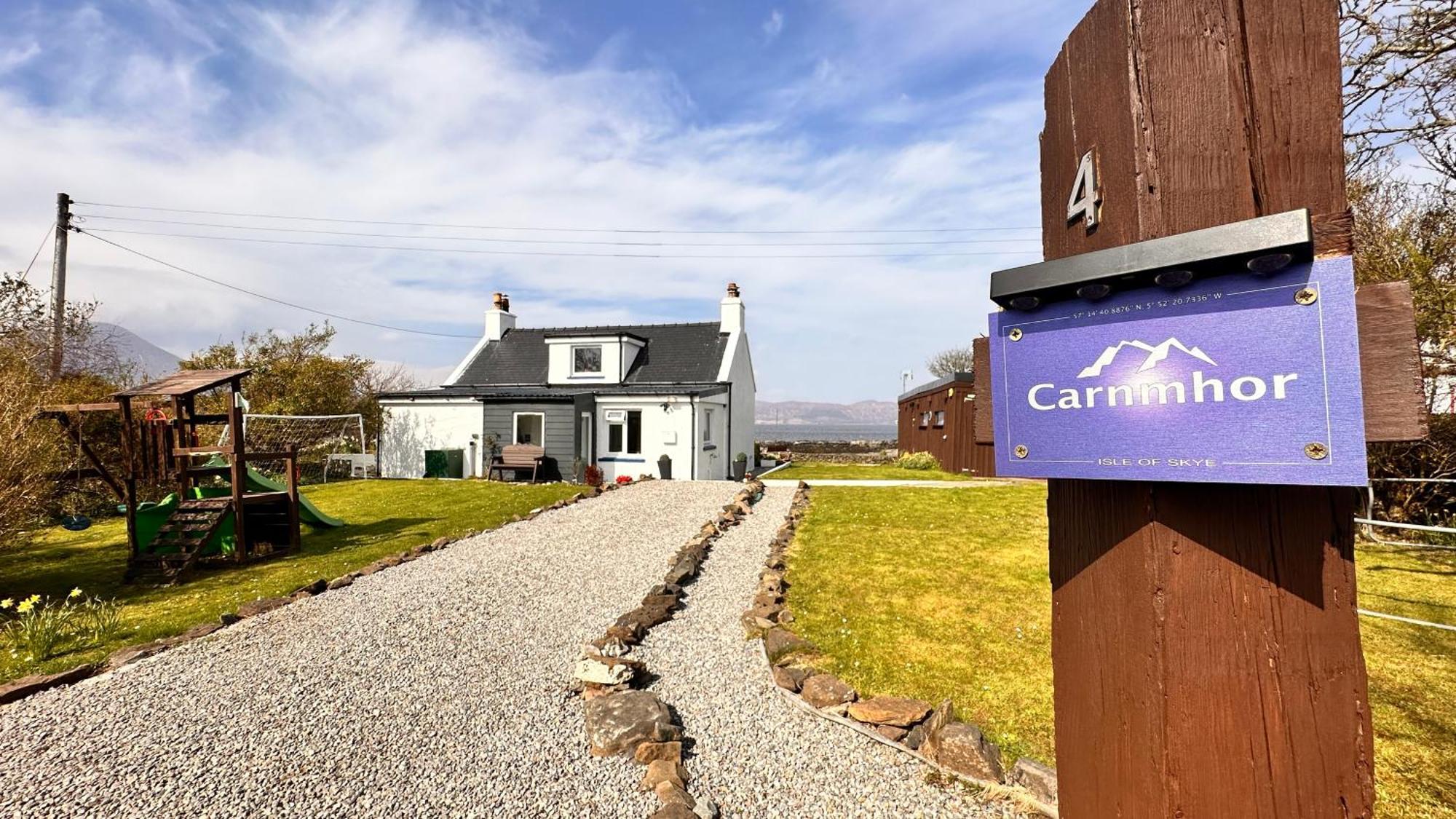Carnmhor, Isle Of Skye - Stunning 242 Year Old Cottage On Its Own Sea Shore! Breakish Eksteriør bilde